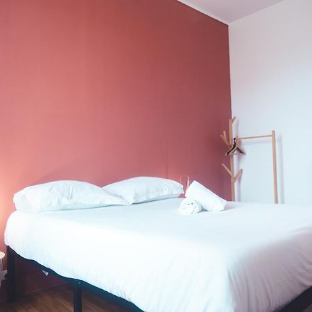 Le Ronsardien - Appartement Calme Et Confortable Tours Esterno foto
