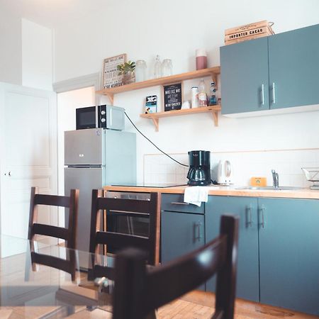 Le Ronsardien - Appartement Calme Et Confortable Tours Esterno foto