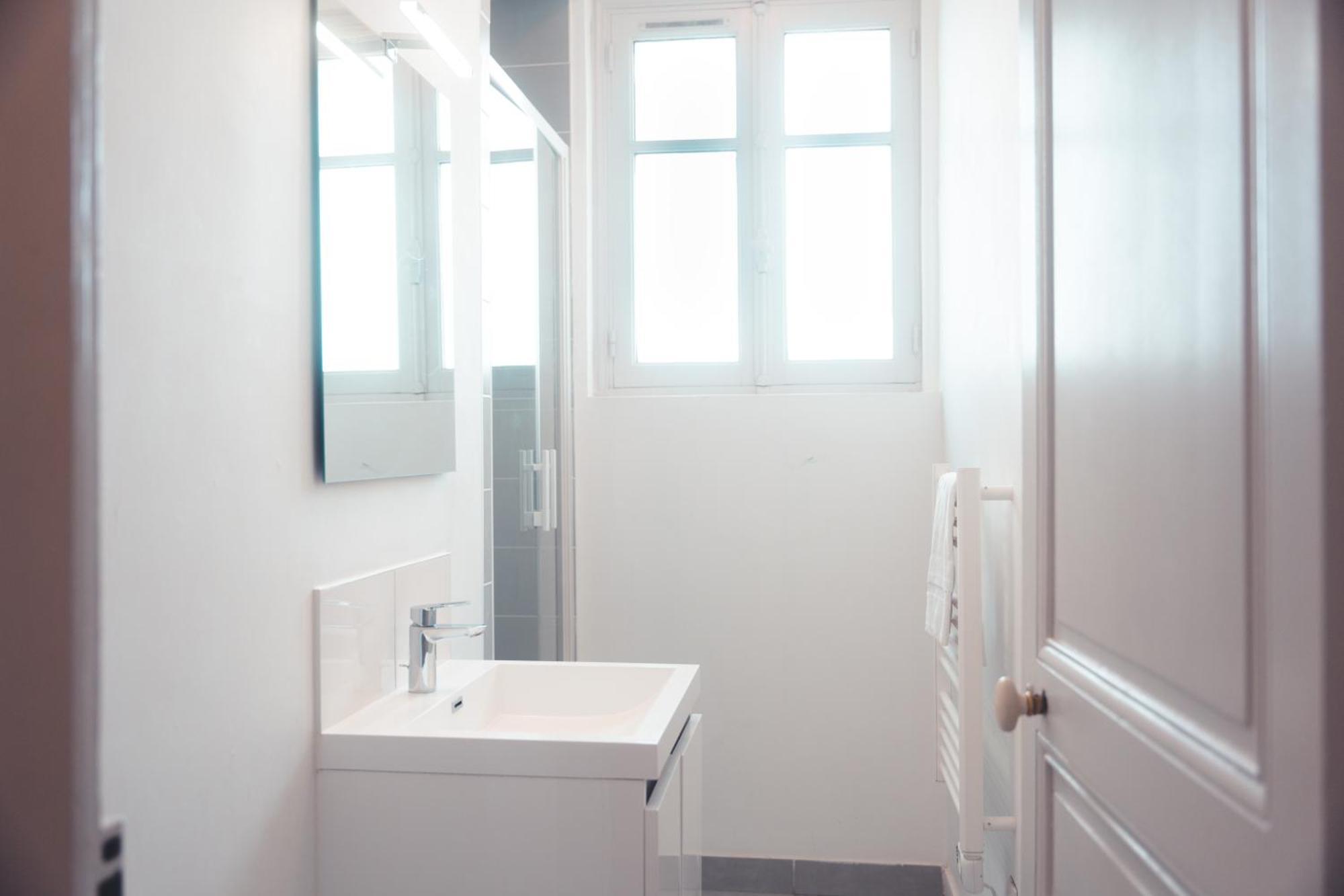 Le Ronsardien - Appartement Calme Et Confortable Tours Esterno foto