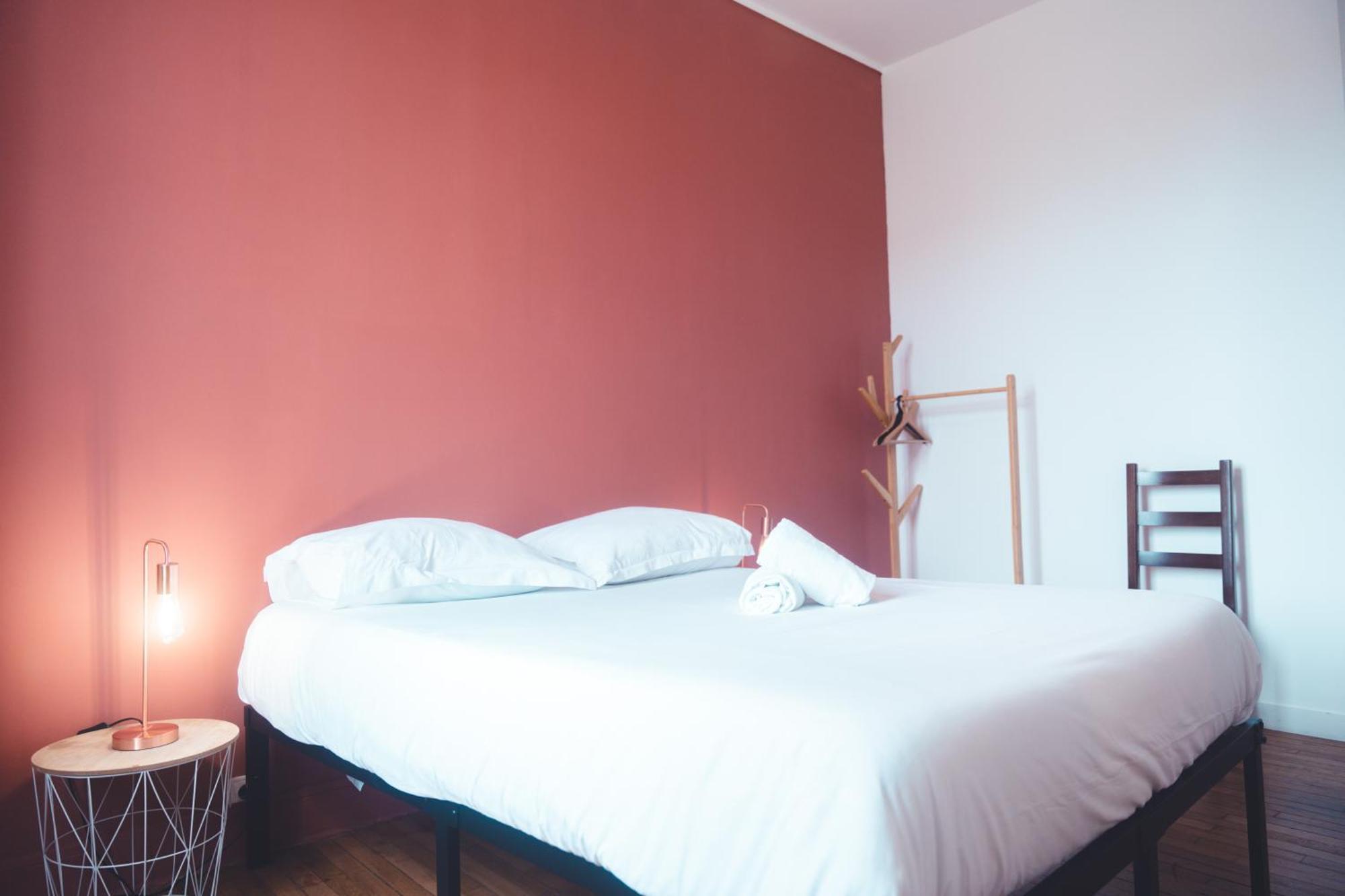 Le Ronsardien - Appartement Calme Et Confortable Tours Esterno foto