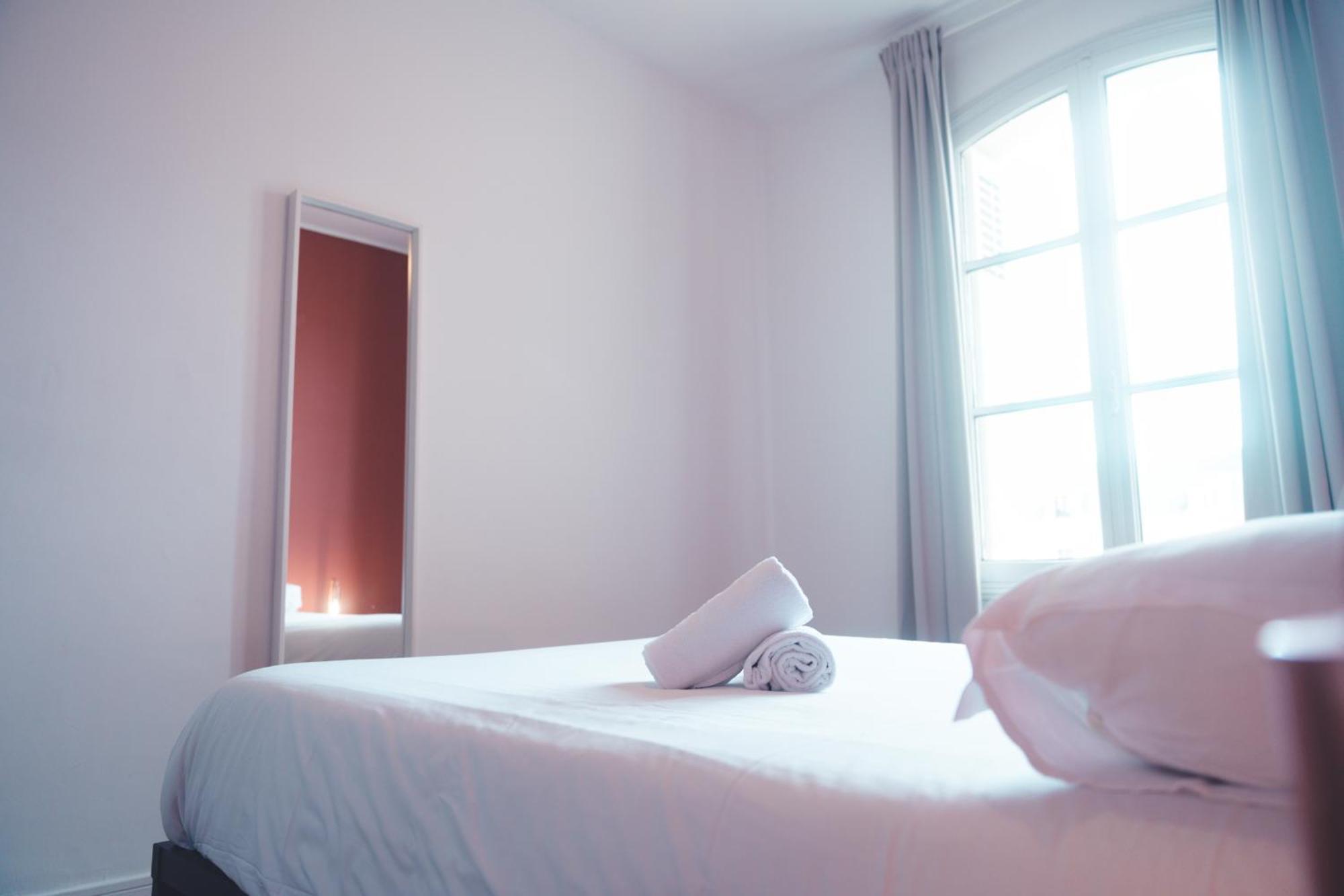 Le Ronsardien - Appartement Calme Et Confortable Tours Esterno foto