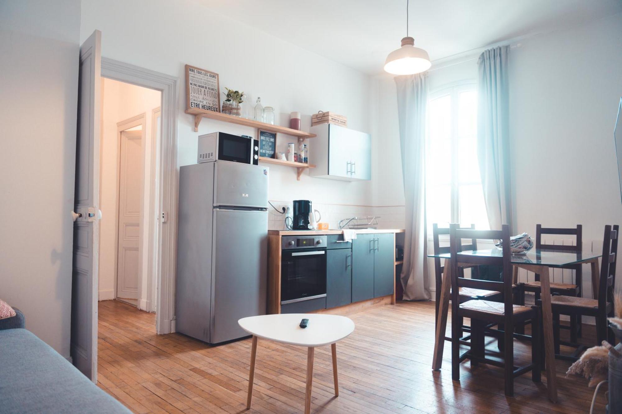Le Ronsardien - Appartement Calme Et Confortable Tours Esterno foto